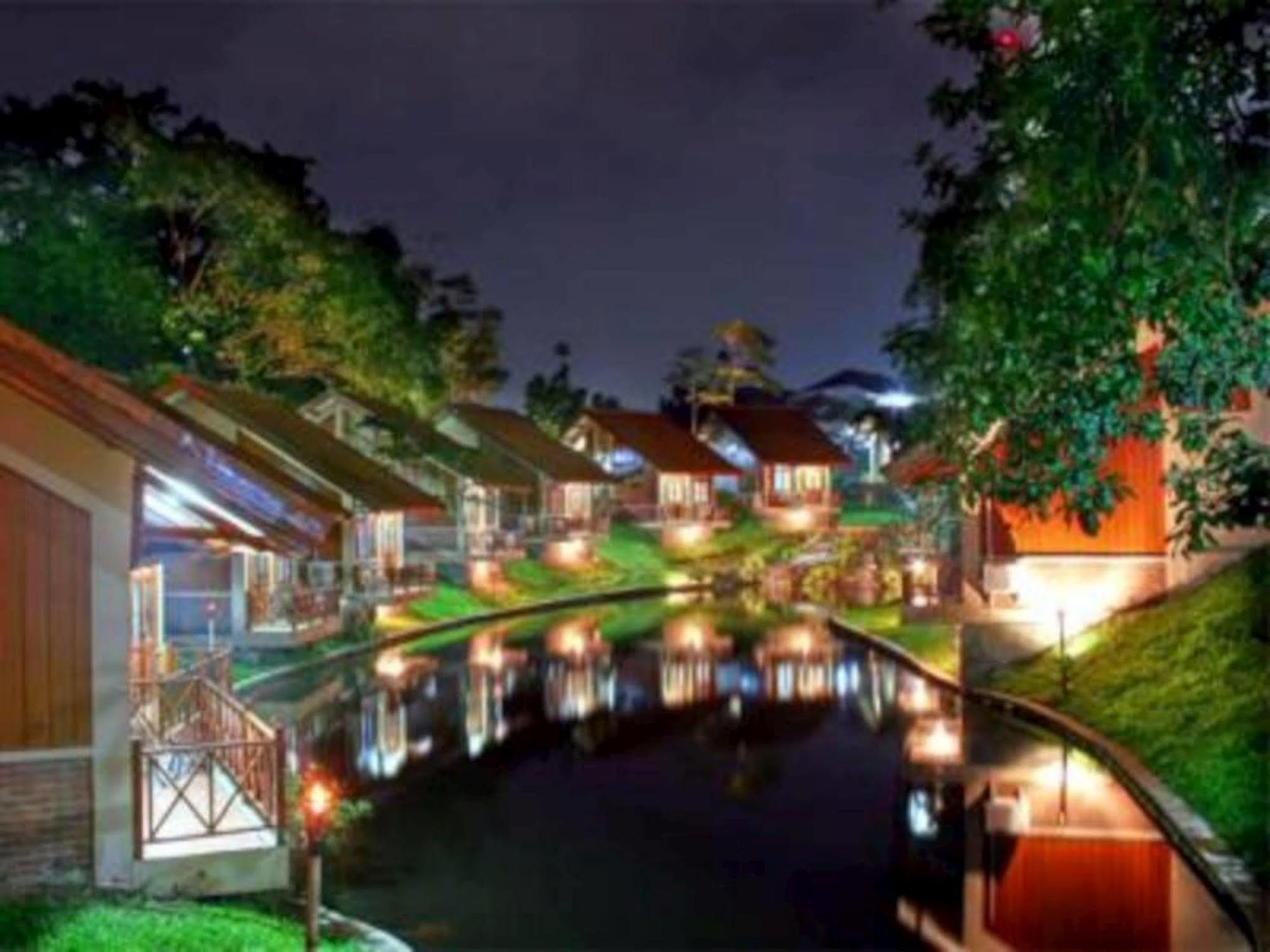Ahadiat Hotel & Bungalow Bandung Eksteriør billede